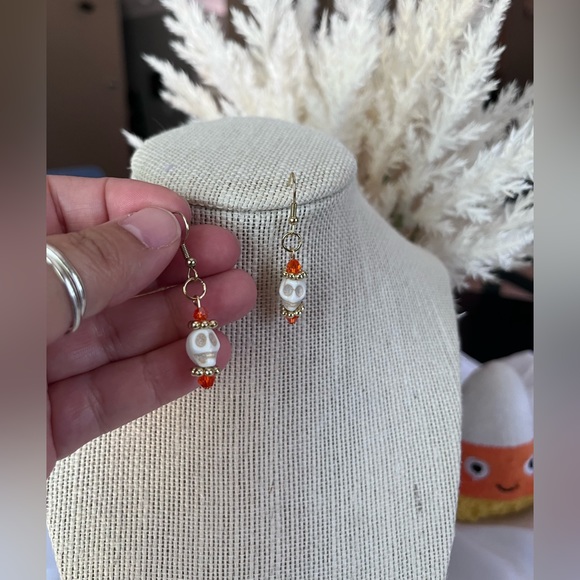 🧡💀Handmade Earrings💀🧡 - Picture 3 of 10